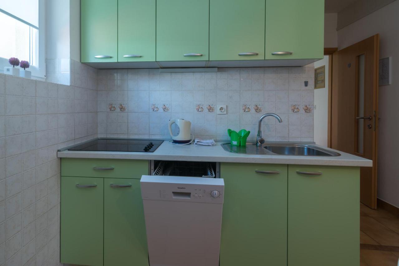 Apartments Bogdanic Krk I Krk Town Kültér fotó