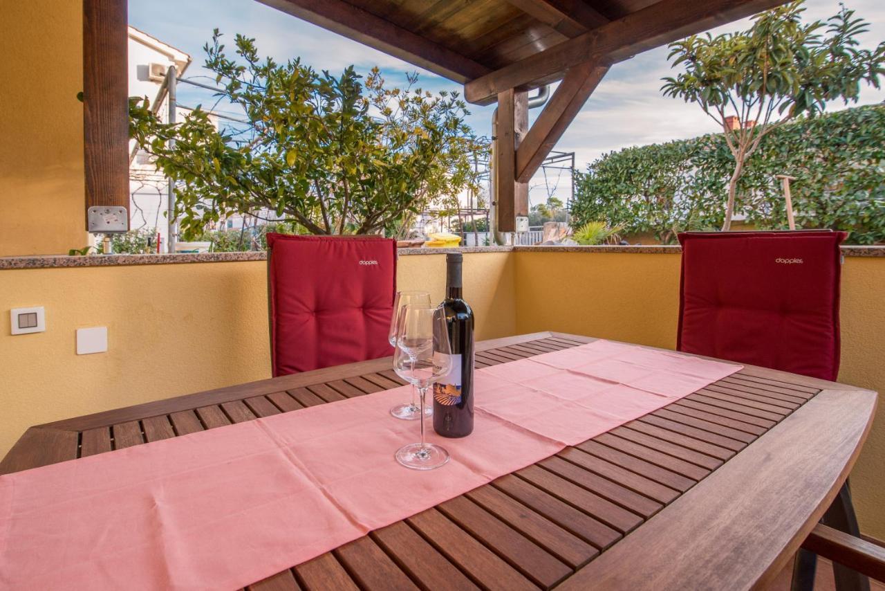Apartments Bogdanic Krk I Krk Town Kültér fotó